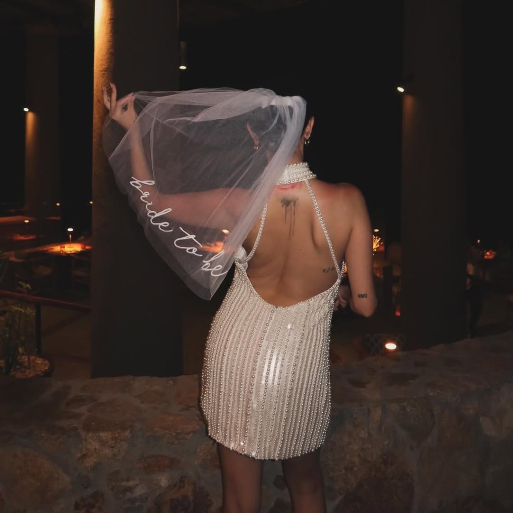 Selena Gomez shares pics of her bachelorette party in Cabo San Lucas, Mexico.