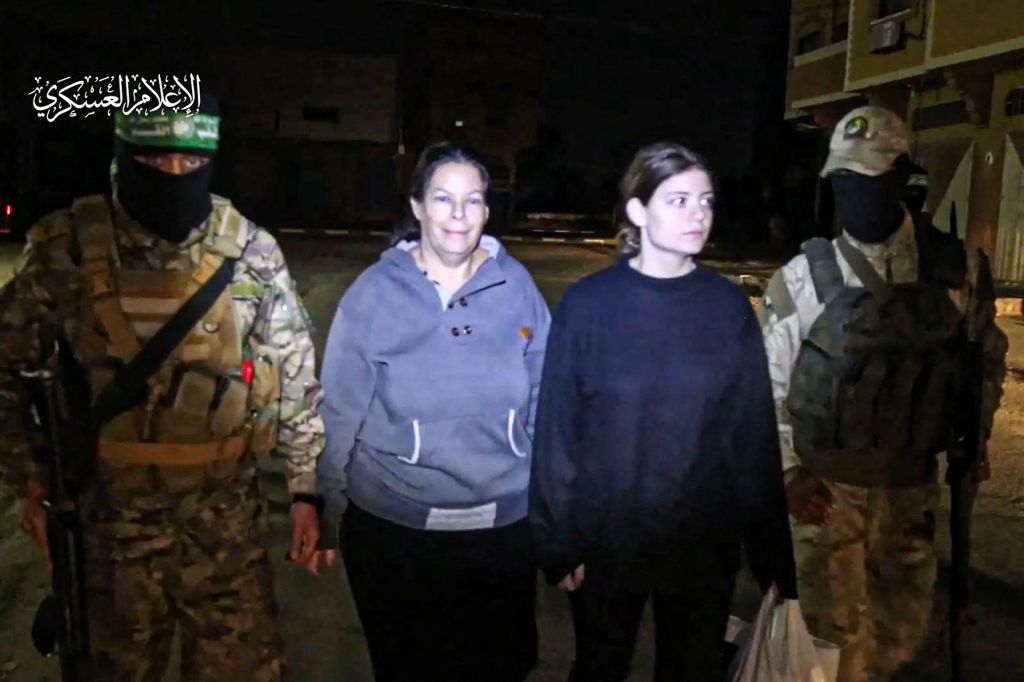 Shiri and Noga Weiss were released from captivity in November 2023.