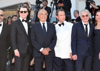 Paul Dano/Jude Law-Starrer ‘The Wizard Of The Kremlin’ Demands Nearly 12-Minute Ovation – Venice Film Festival