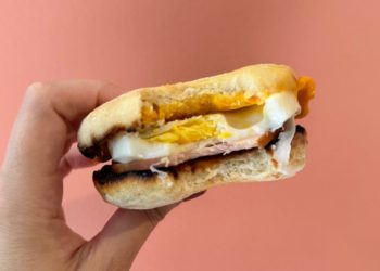I tried breakfast value meals from 5 fast-food chains and ranked them from worst to best