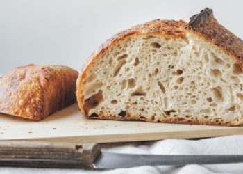 I make my own sourdough bread to save money on groceries. Here are 5 things I wish I’d known before I started.