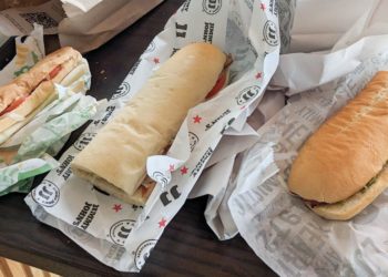 I ordered bacon, lettuce, and tomato sandwiches from Cousins Subs, Jimmy John’s, and Subway. Only one chain let me down.