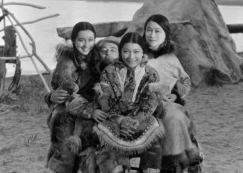 22 vintage photos of Alaska from before it became a state