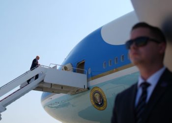 Photos show how Air Force One has changed through the years