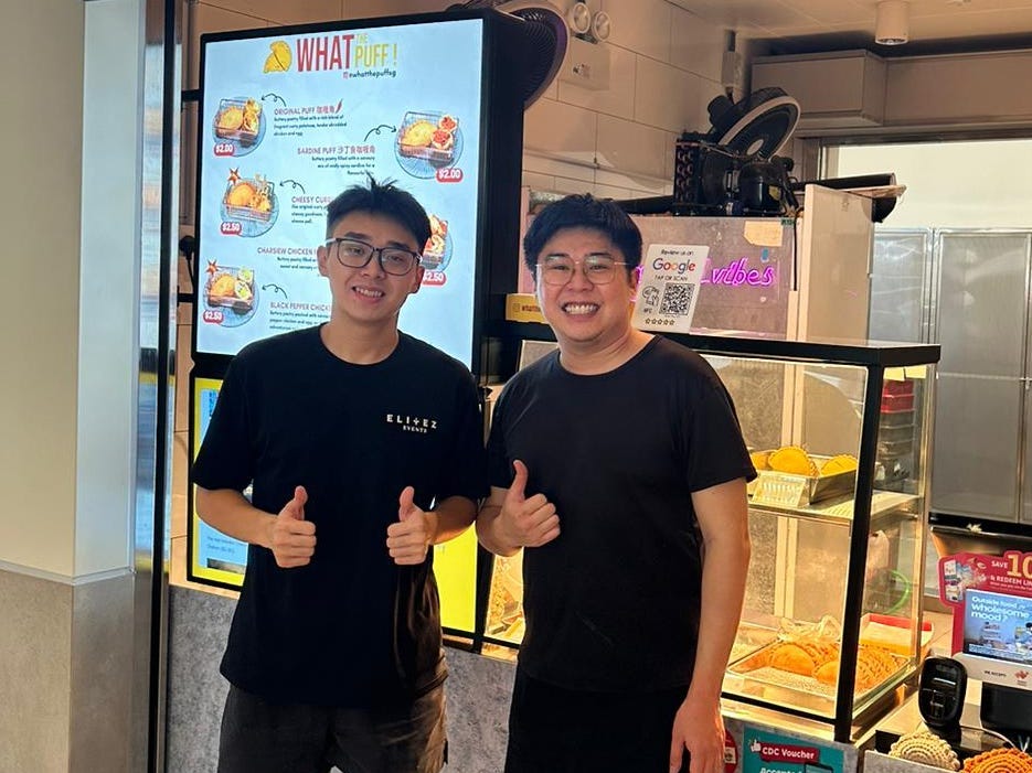 Lim Yuan Ming (left) started What The Puff! in December last year, with his brother Brandon Lim (right).
