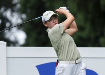 Akie Iwai of Japan shoots 64 in Portland to take lead in bid for first LPGA Tour title