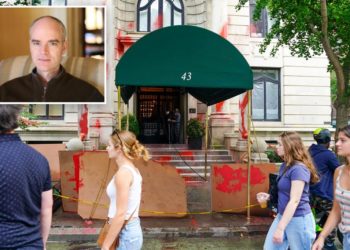 Anti-Israel vandals target ritzy NYC building where New York Times executive editor Joe Kahn lives