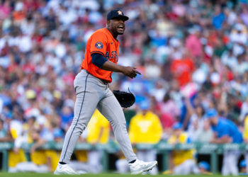 Astros Predicted To Cut Ties With World Series-Winning Pitcher This Season