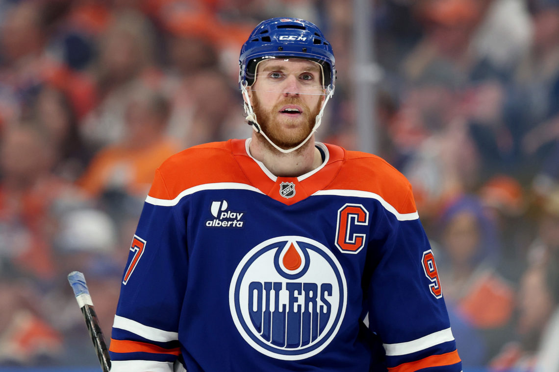 Connor McDavid’s Future With Oilers Draws Surprising Prediction