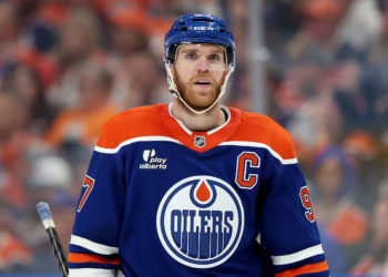 Connor McDavid’s Future With Oilers Draws Surprising Prediction