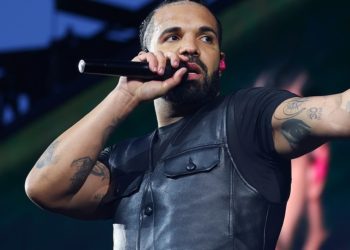 Drake and PARTYNEXTDOOR Unleash 19 Fan-Made Videos for “SOMEBODY LOVES ME”
