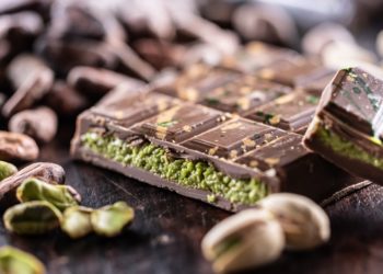 Dubai chocolate desserts hit state fairs as a hot-ticket item