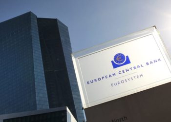 ECB bets on barnstorming start for digital euro