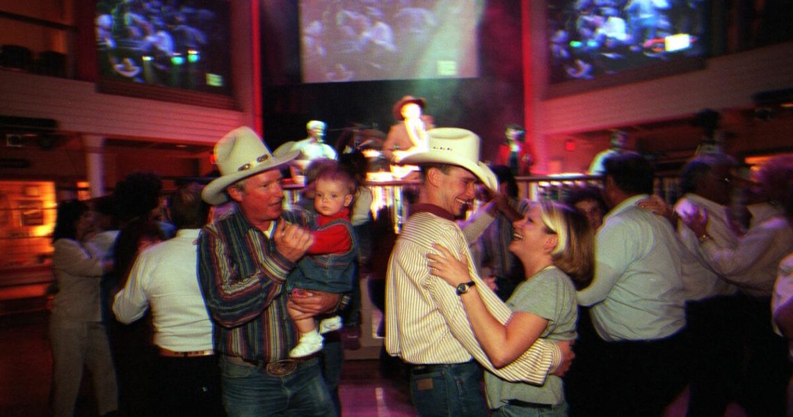 End of an era for county music in Bakersfield: Buck Owens’ Crystal Palace closes