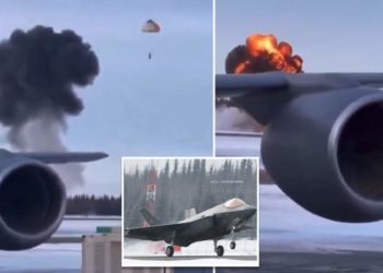 F-35 pilot held nearly hour-long conference call mid-air to fix fighter jet before it crashed