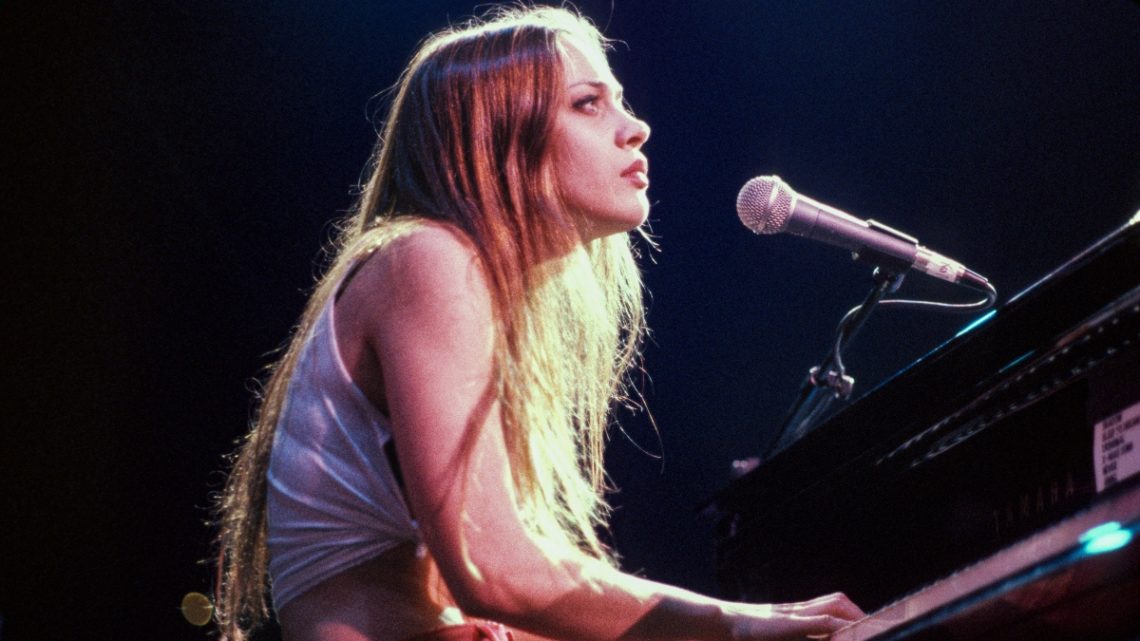 Fiona Apple Contemplates Public Perception in Biting Interview From 1997