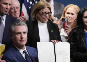 Gavin Newsom Signs Gerrymandering Bills; California Moves BEFORE Texas