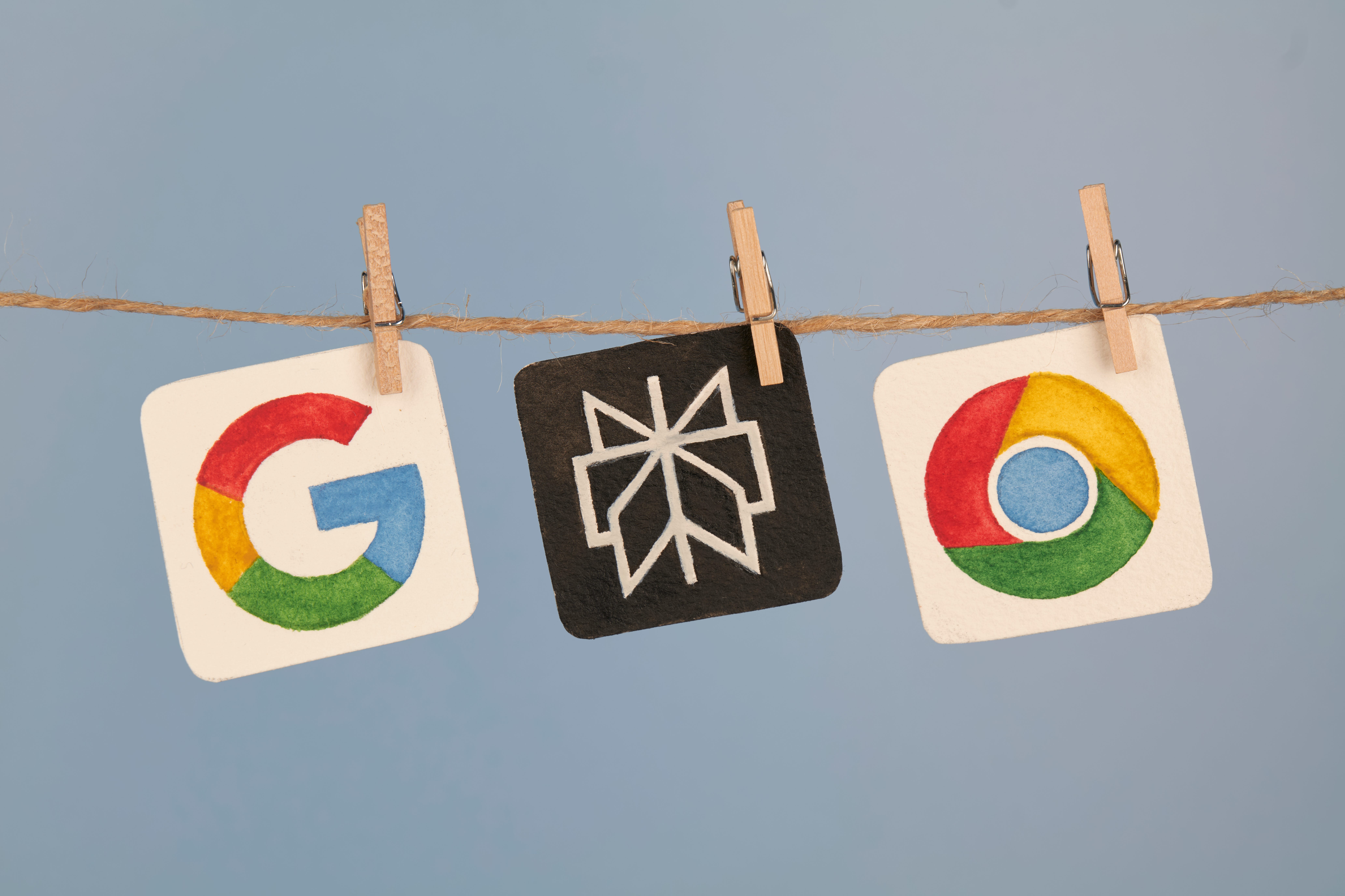 Google Chrome logo and Perplexity logo
