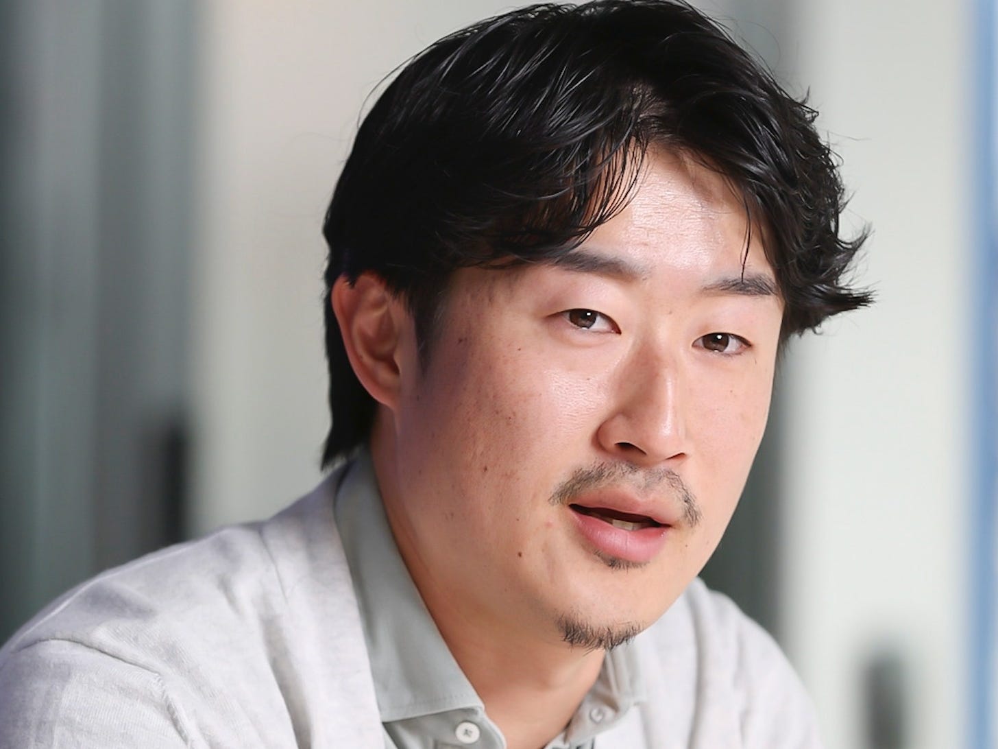 Shun Sagara headshot