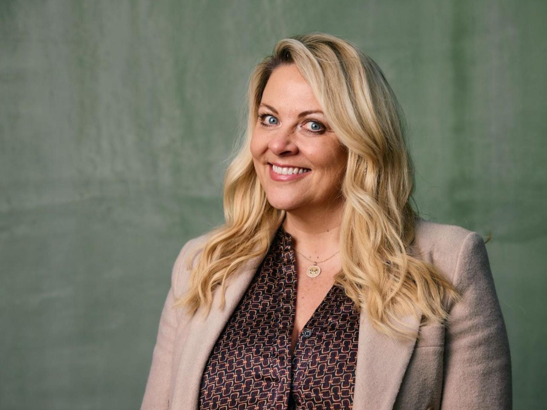 Headshot of Tracey Halama, CEO of Supergut