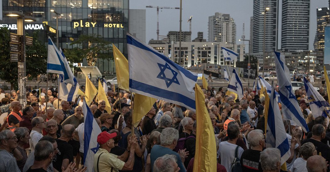 Israel’s Exhausted Soldiers Complicate Plans for Gaza Assault