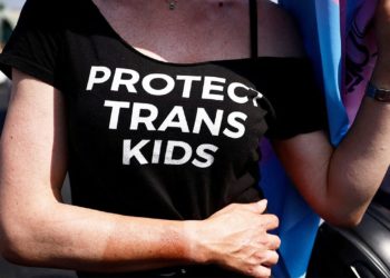 Italian law would regulate gender transition treatment for minors