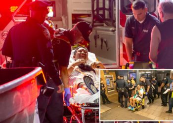 Man pushed onto train tracks at Midtown subway station: NYPD