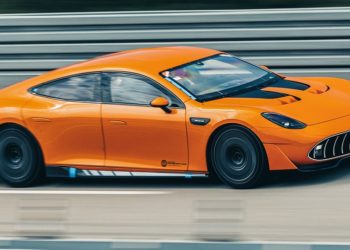 Mercedes-AMG GT XX Shatters EV Endurance Records with “Around-the-World” Run