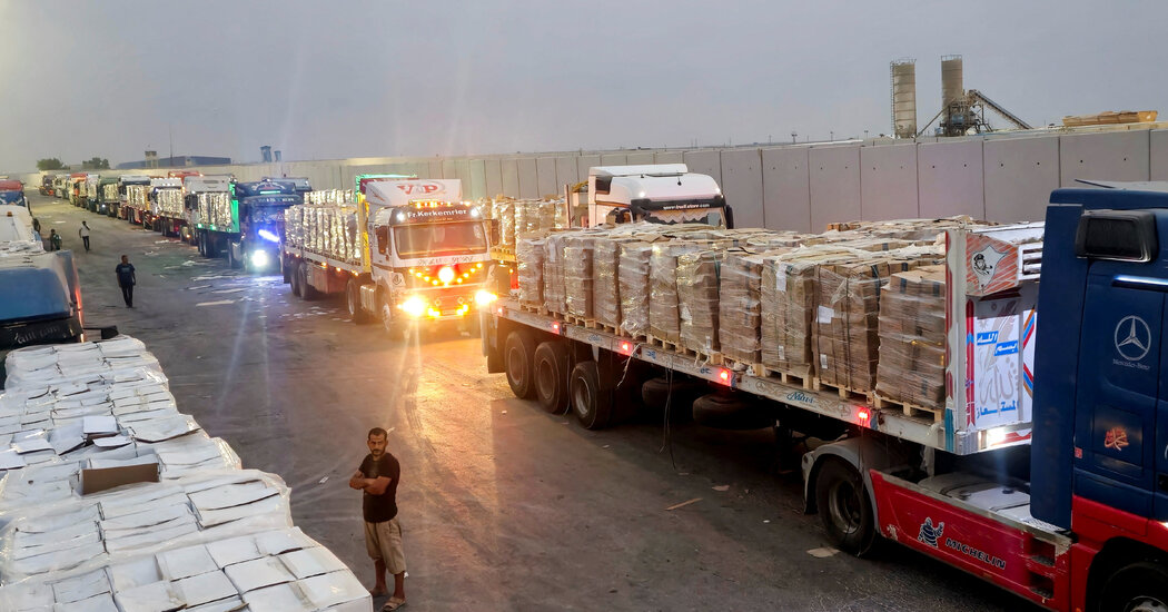 More Relief Supplies Enter Gaza, but Aid Groups Warn of Bottlenecks