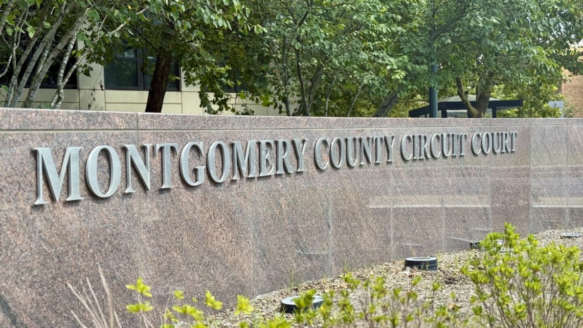 Mother of 2 missing children held without bail after previous case dropped for mental health reasons