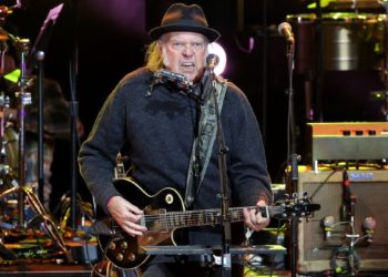 Neil Young Leaves Facebook After Uneasy Chatbot Policies That Allow ‘Romantic’ Conversations With Kids