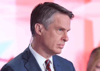 Nolte: Unemployed MSM Elites Terry Moran and Glenn Kessler Finally Tell a Half-Truth About Media Bias