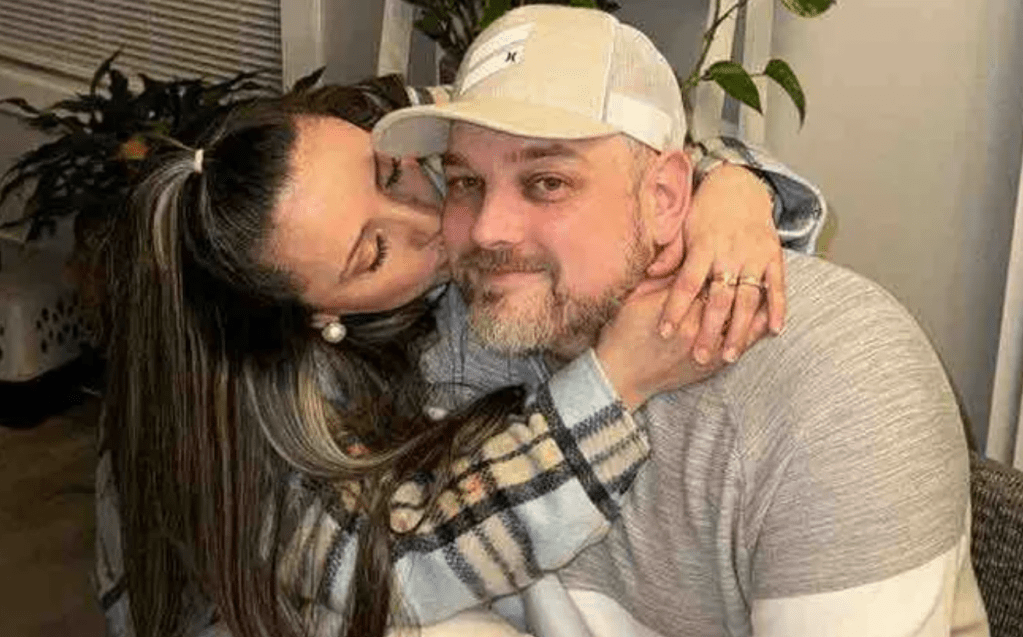 Andres Castro suffered a fatal heart attack during a flight from Bolivia to Oregon on Aug. 25, 2025.