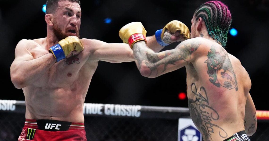 Paramount adquiere los derechos de UFC en un acuerdo de streaming y televisión con valor de 7.7 mil millones de dólares