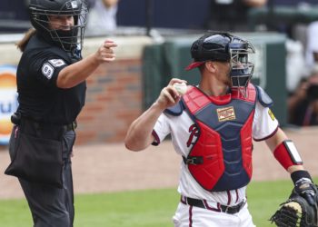 Pawol breaks gender barrier, earns good reviews for her work behind the plate on historic weekend