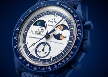 Snoopy and Woodstock Return in the Latest Mission to Earthphase MoonSwatch