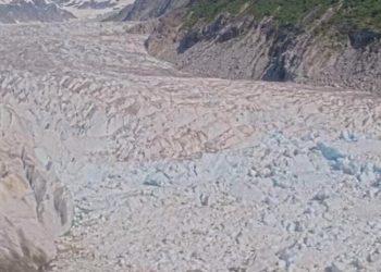 Some Juneau Residents Evacuate as Melting Glacier Threatens to Flood Town