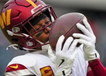 Terry McLaurin and the Commanders agree on a 3-year extension worth $96 million, AP source says