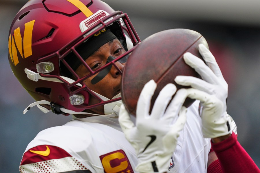 Terry McLaurin and the Commanders agree on a 3-year extension worth $96 million, AP source says