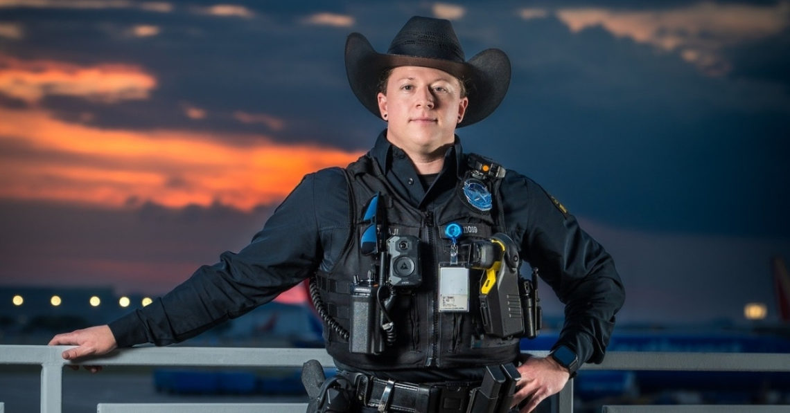Texas Police Department Is Trying to Recruit Cops With Cowboy Hats