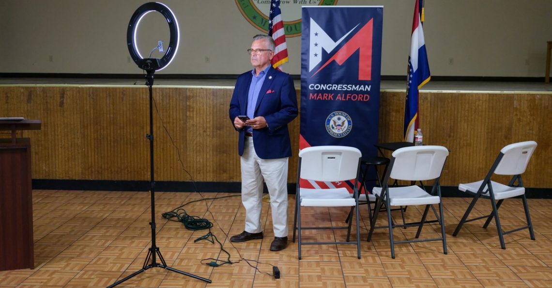 The Republican Who Isn’t Afraid to Hear From His Constituents