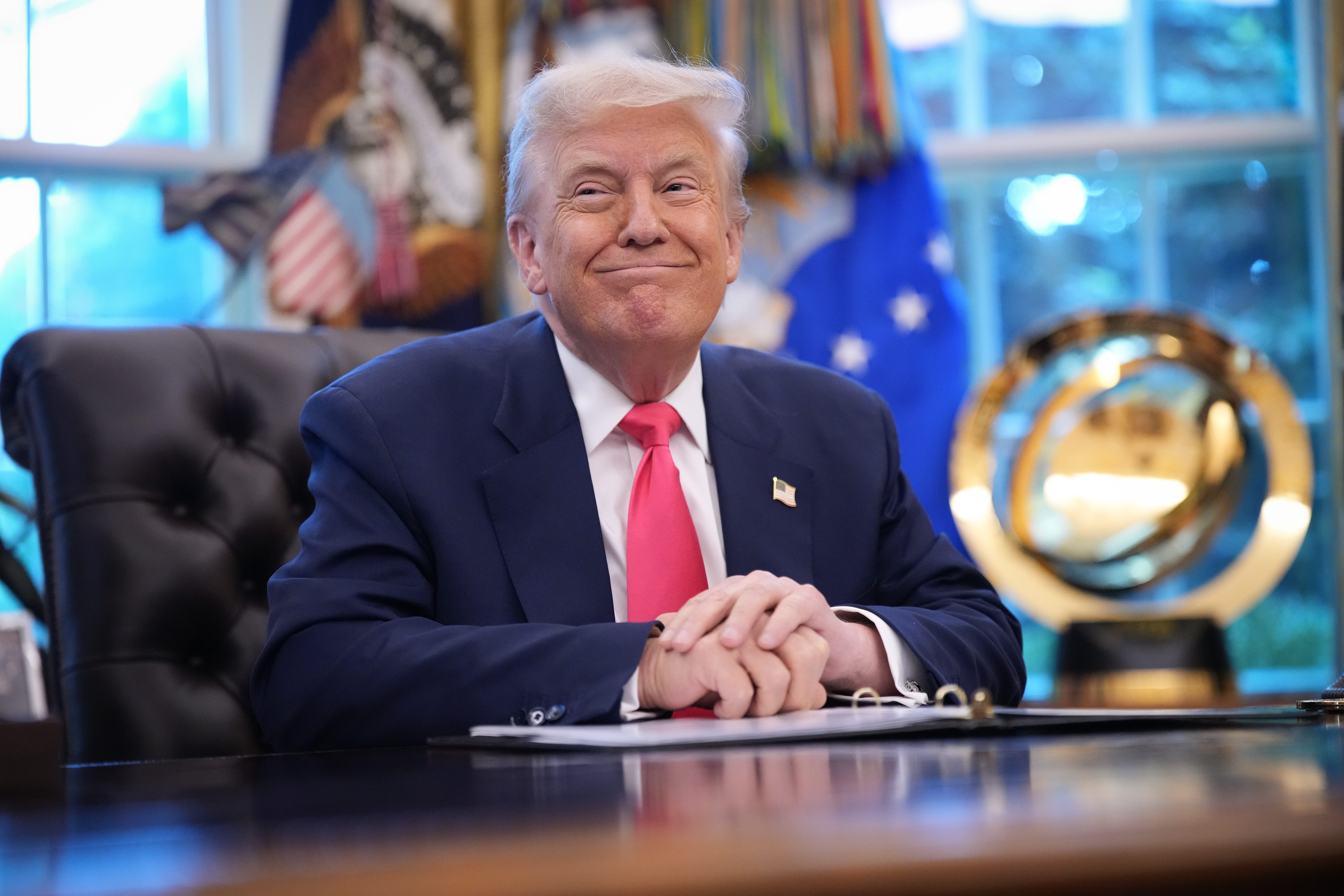 Trump in Oval Office