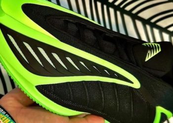 The adidas Anthony Edwards 2 Surfaces in “Lime Burst”