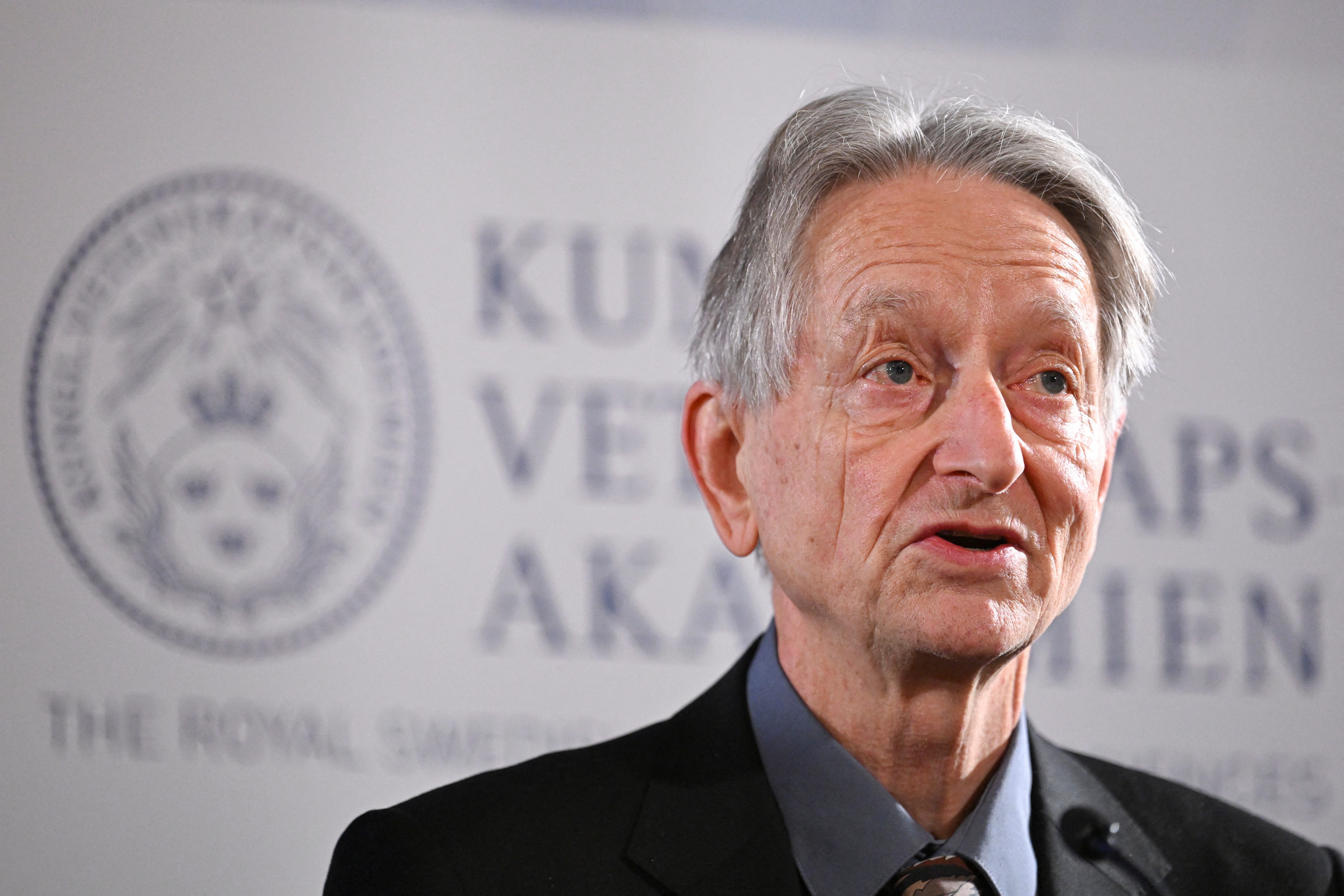Geoffrey Hinton