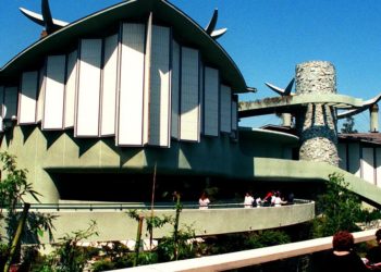 The man behind LACMA’s Japanese Pavilion inspired renegade West Coast architects. Here’s how