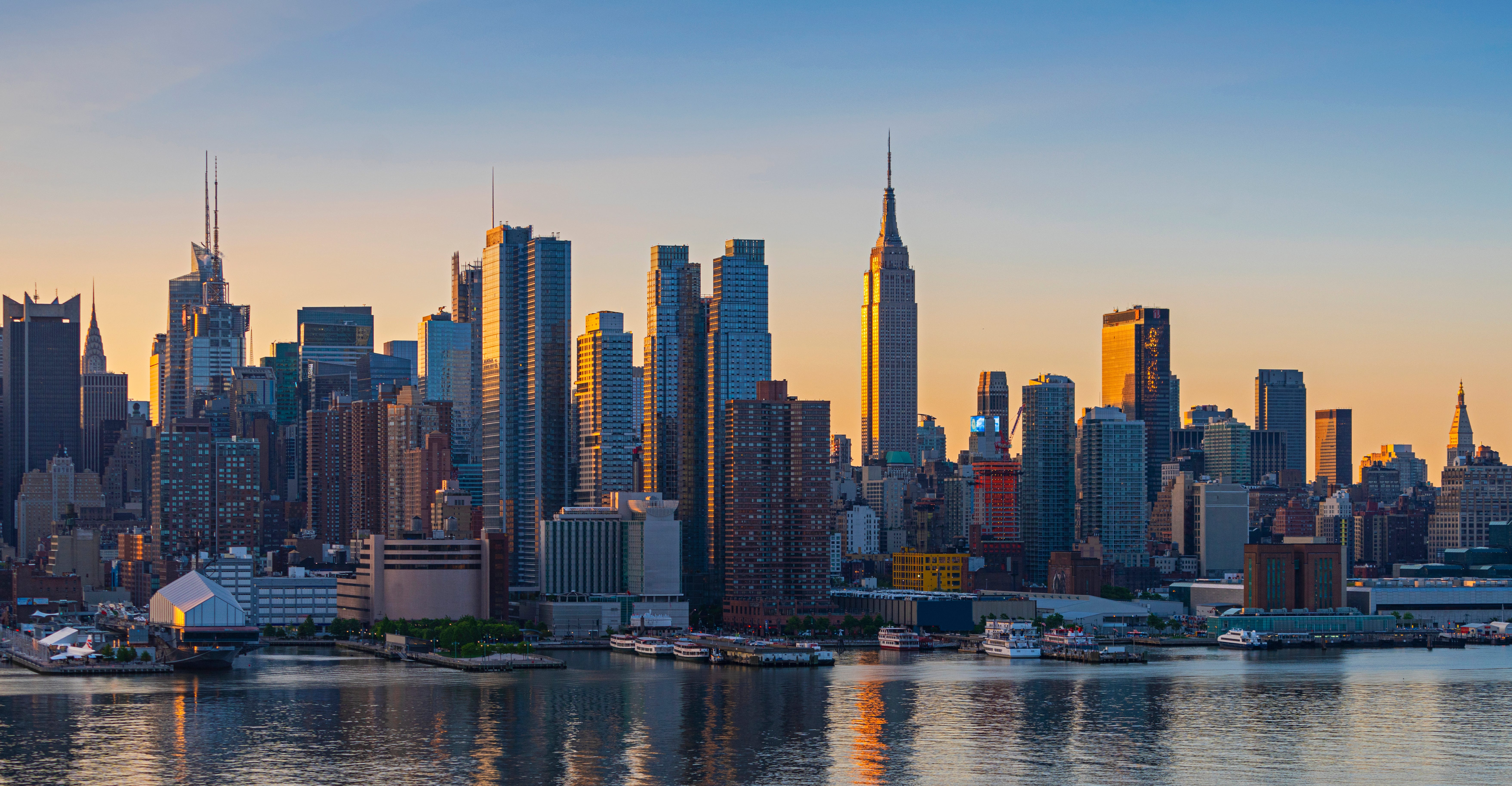 manhattan skyline