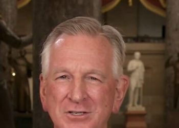 Tuberville: Ban Iranian, Chinese Student Visas