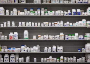 US caps tariffs on European cars, medicines at 15 percent