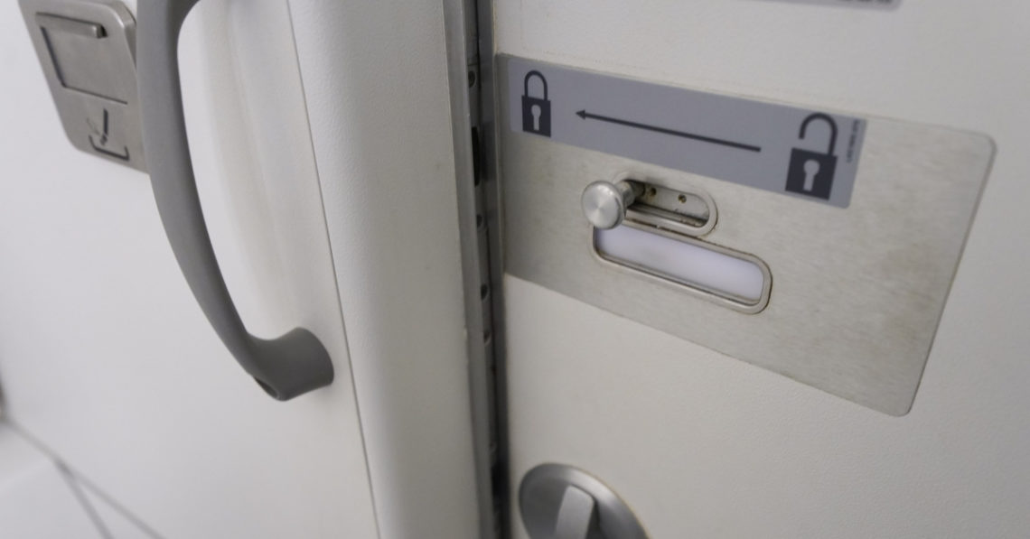 United Flight Canceled Over Woman’s ‘Biohazard’ Diarrhea