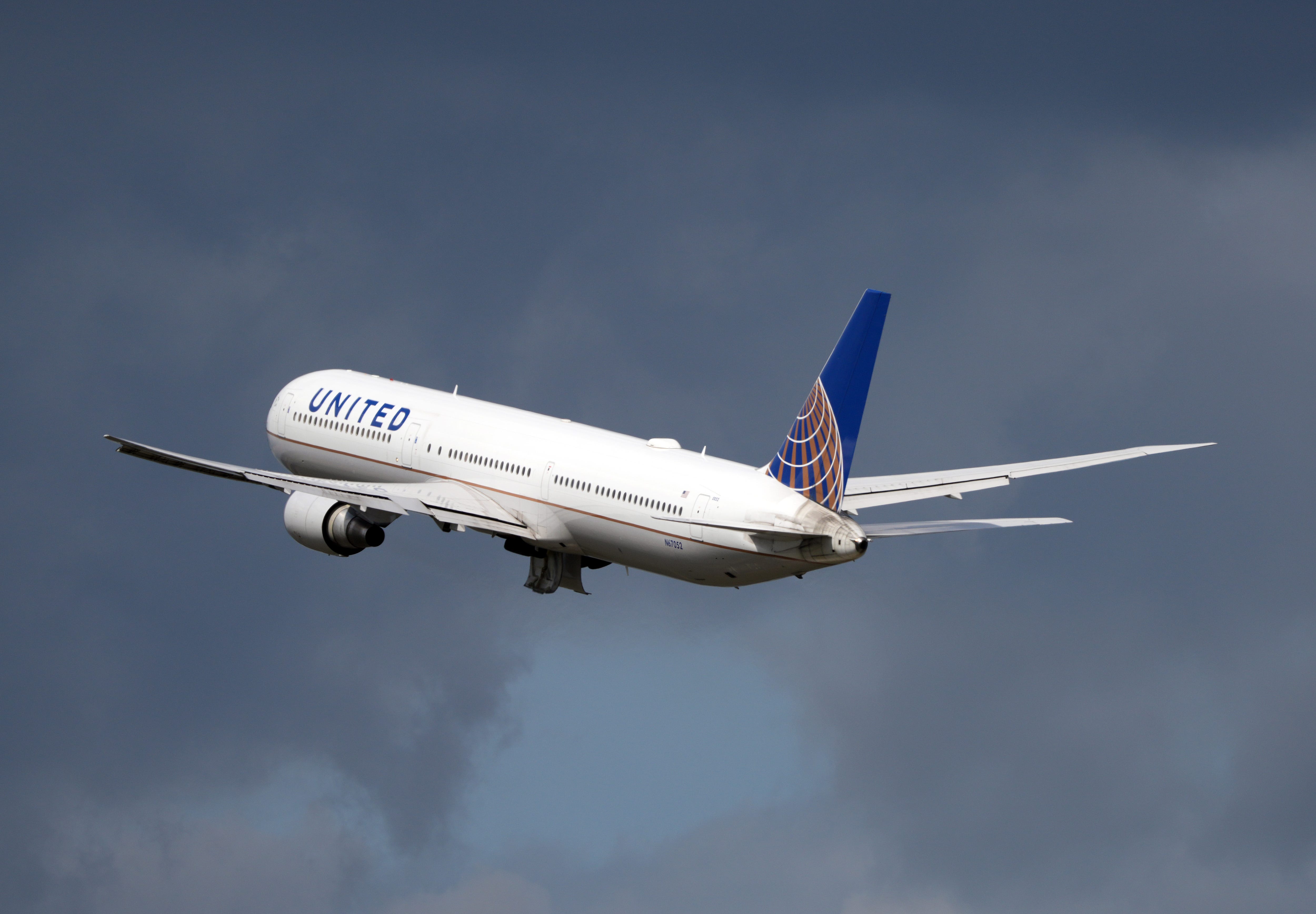 A Boeing 767-424 of United Airlines takes off from Berlin-Brandenburg "Willy Brandt" Airport (BER).